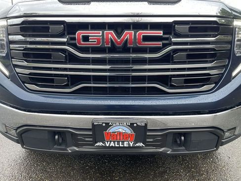 Used 2022 GMC Sierra 1500 SLT w/ SLT Convenience Package image 31