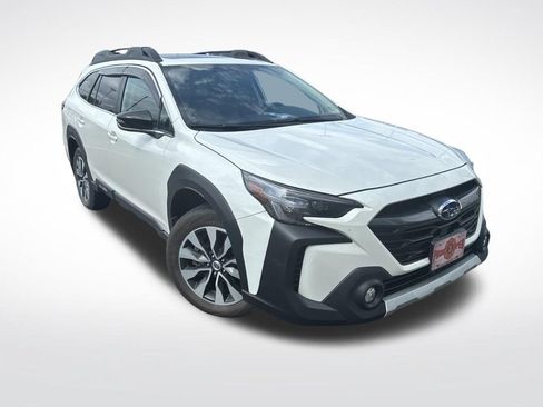 Used 2023 Subaru Outback Limited XT w/ Popular Package #2 AWD/4WD image 2