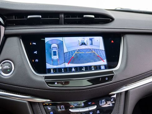 Certified 2026 Cadillac XT5 Sportv w/ LPO, Onyx Lite Package AWD/4WD image 29