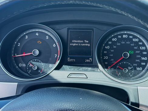 Used 2018 Volkswagen Atlas SE image 11