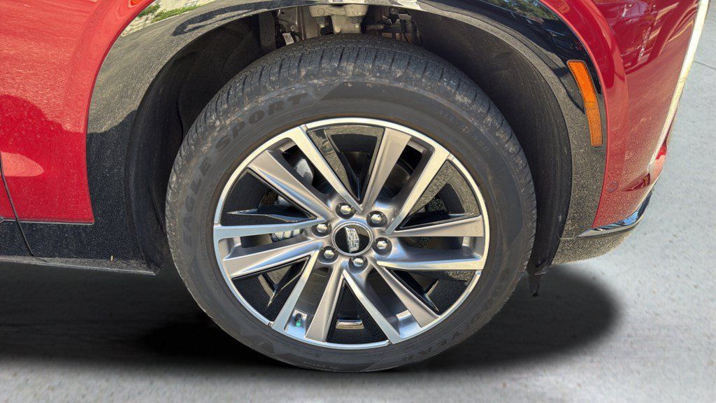 Certified 2026 Cadillac Vistiq Sport w/ LPO, Floor Liner Package AWD/4WD image 14