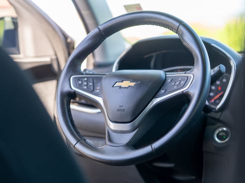 Used 2022 Chevrolet Equinox LT FWD image 18