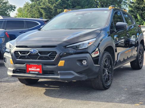 Used 2025 Subaru Crosstrek 2.5i Wilderness w/ Wilderness Package AWD/4WD image 3