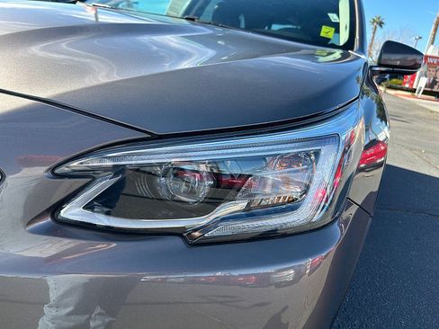 Used 2022 Subaru Outback Limited image 15