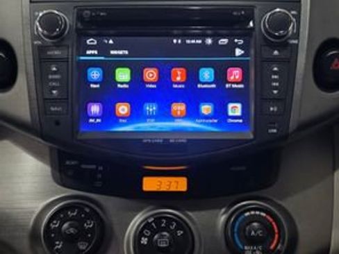 Used 2011 Toyota RAV4 Base image 17