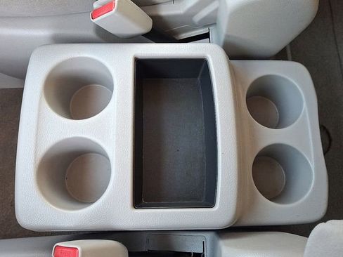 Used 2012 Nissan Quest S image 26