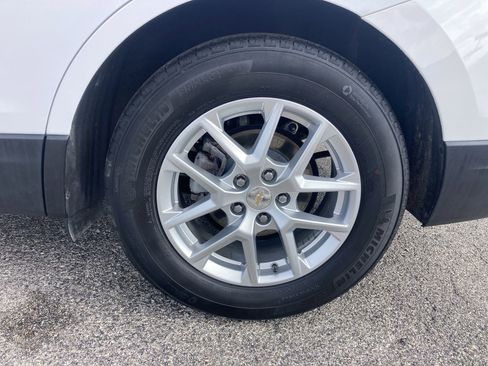 Used 2024 Chevrolet Equinox LT image 19