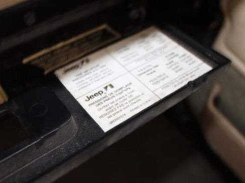 Used 1989 Jeep Wrangler Sahara image 30