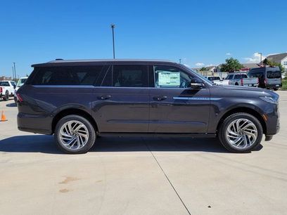 New 2025 Lincoln Navigator L Reserve