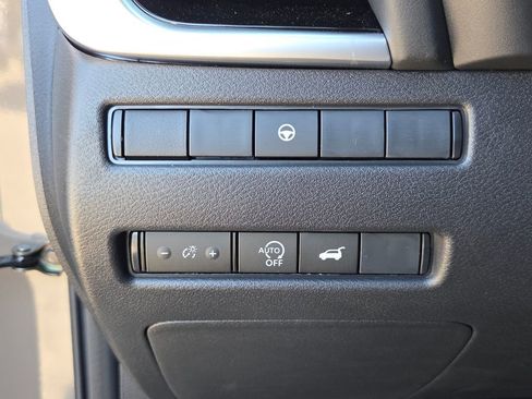 New 2026 Nissan Rogue SV AWD/4WD image 25