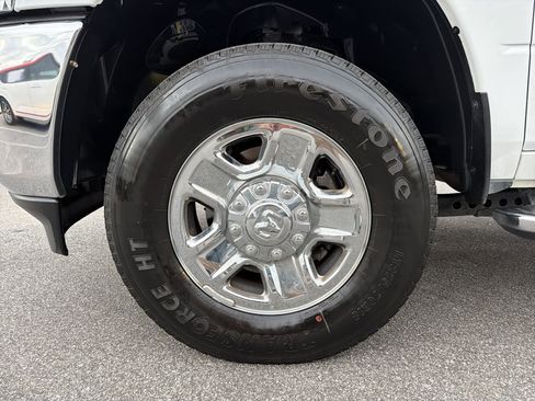 Used 2024 RAM 2500 Big Horn w/ Bed Utility Group image 13