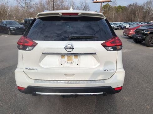 Used 2020 Nissan Rogue SV image 7
