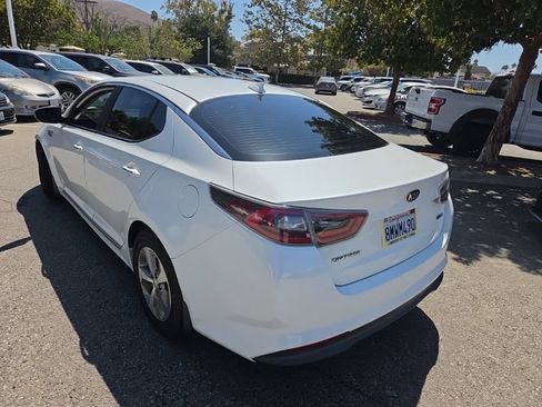 Used 2016 Kia Optima Hybrid w/ Hybrid Convenience Package FWD image 3