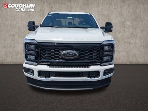 New 2026 Ford F350 Lariat w/ Black Appearance Package AWD/4WD image 2
