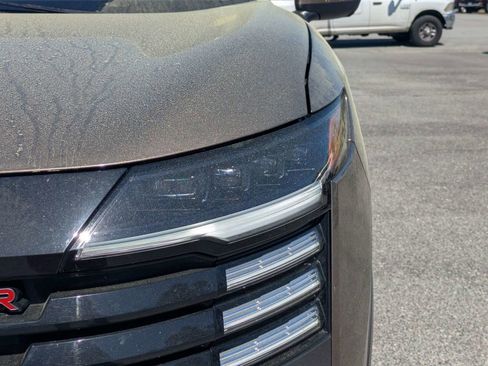 Used 2025 Nissan Kicks SR image 10