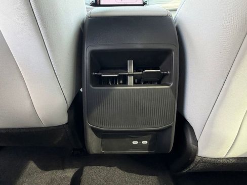 New 2026 Jeep Cherokee Limited image 25