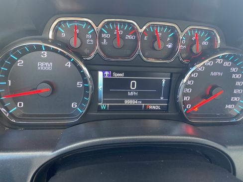 Used 2018 Chevrolet Silverado 1500 LT w/ All Star Edition image 25