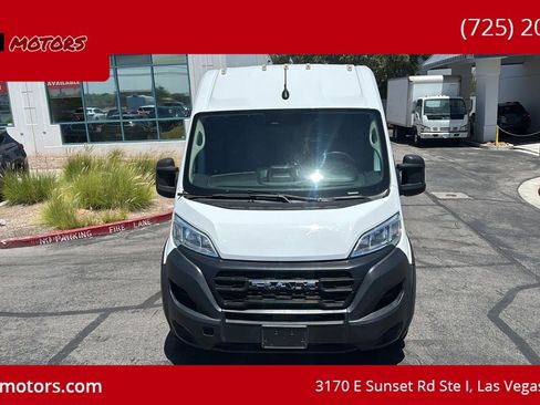 Used 2023 RAM ProMaster 2500 FWD image 3
