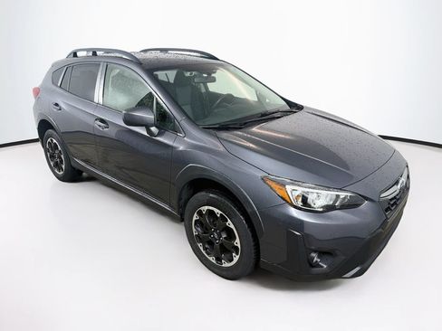 Used 2023 Subaru Crosstrek 2.0i Premium AWD/4WD image 3
