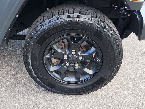 Used 2022 Jeep Wrangler Unlimited Sport image 10