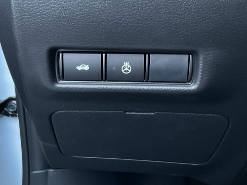 New 2026 Nissan Sentra SV w/ SV Convenience Package FWD image 24