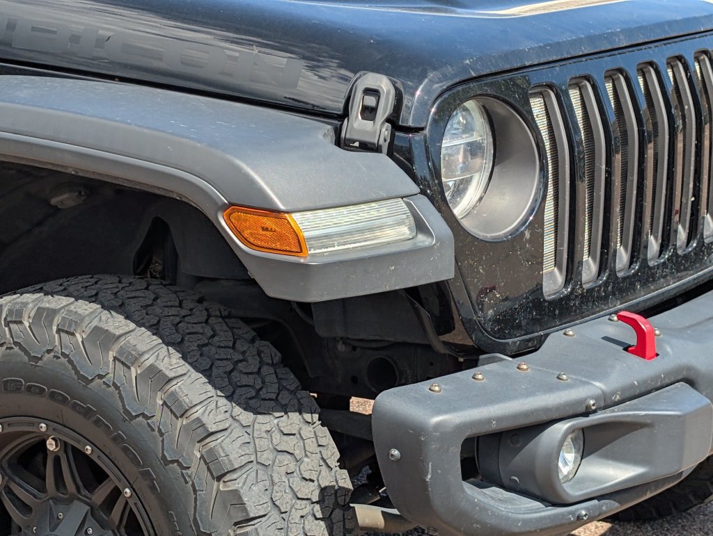Used 2018 Jeep Wrangler Unlimited Rubicon w/ Dual Top Group AWD/4WD image 8