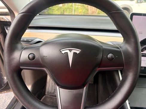 Used 2019 Tesla Model 3 Long Range AWD/4WD image 11