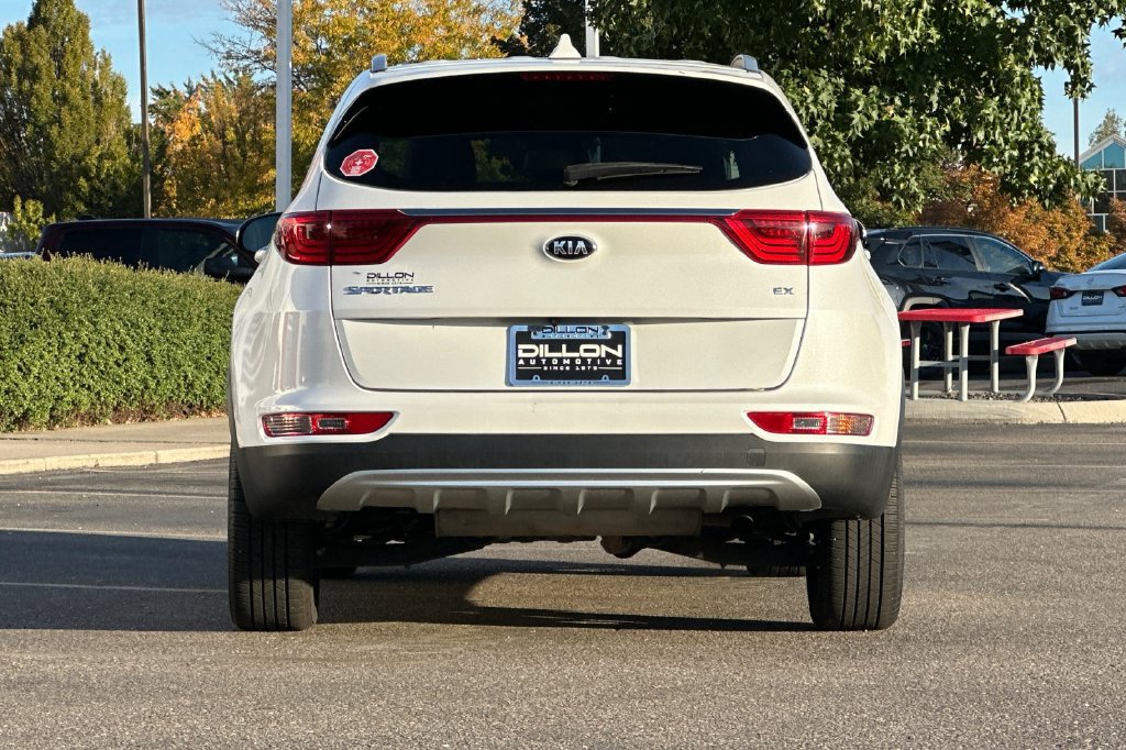 Used 2019 Kia Sportage EX w/ EX Sport Appearance Package AWD/4WD image 8