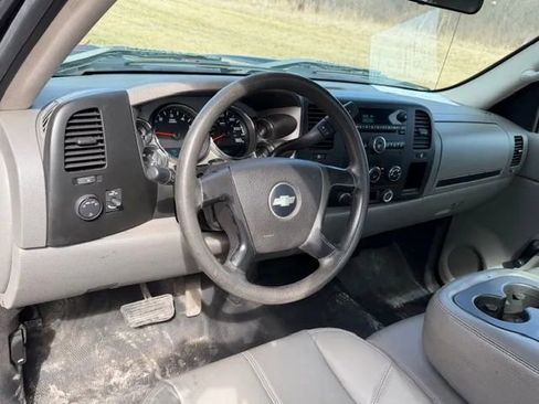 Used 2009 Chevrolet Silverado 2500 W/T RWD image 15
