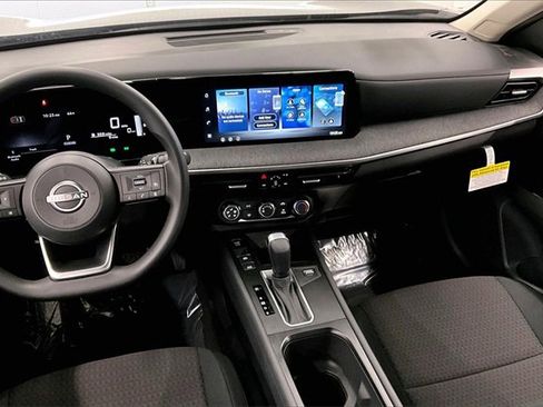 New 2026 Nissan Kicks S image 7