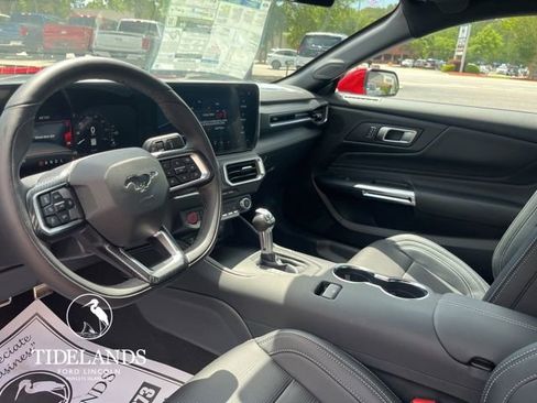 New 2025 Ford Mustang Premium image 18