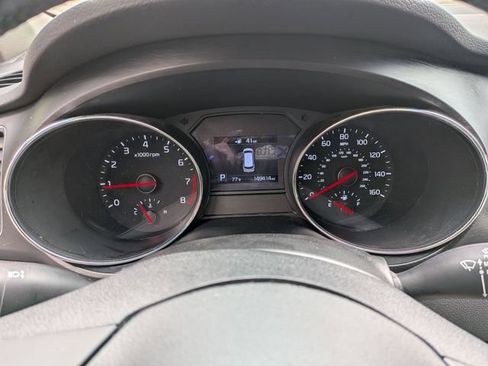 Used 2020 Kia Sedona EX FWD image 17
