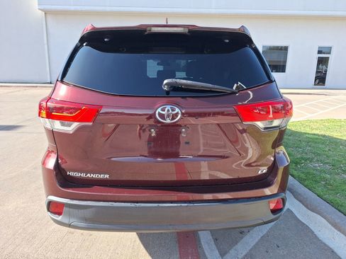 Used 2019 Toyota Highlander Plus image 5