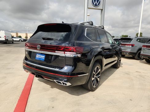 New 2026 Volkswagen Atlas SEL Premium R-Line AWD/4WD image 7