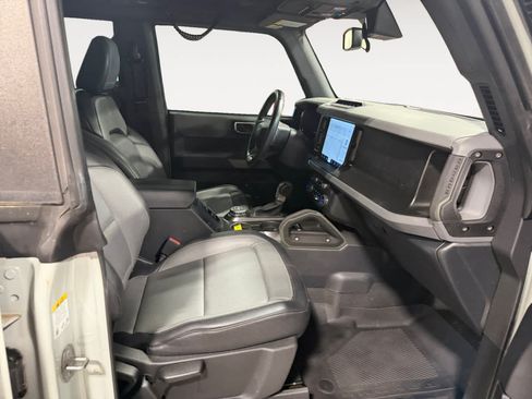 Used 2023 Ford Bronco Everglades AWD/4WD image 16