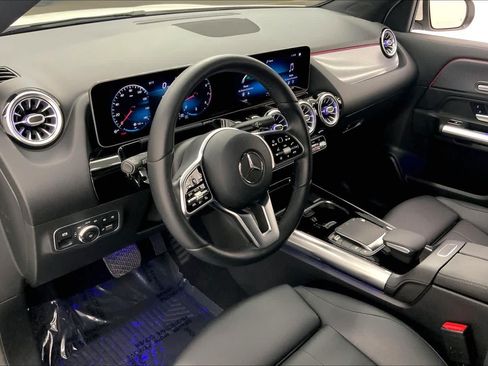 Certified 2021 Mercedes-Benz GLA 250 image 20