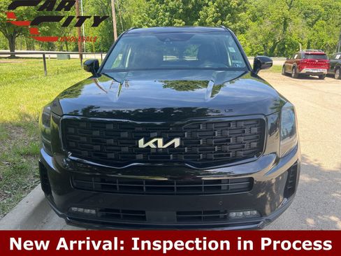 Used 2022 Kia Telluride SX w/ SX Prestige Package AWD/4WD image 2