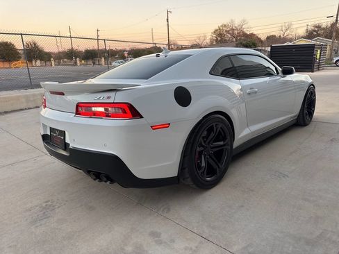 Used 2014 Chevrolet Camaro ZL1 RWD image 10