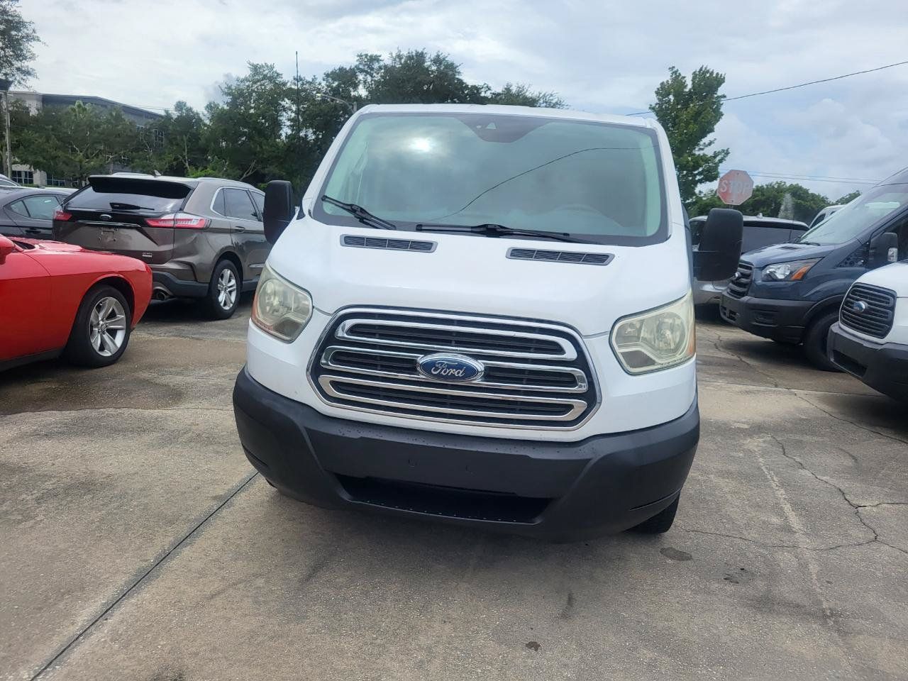 Used 2016 Ford Transit 250 130 Low Roof w/ Exterior Upgrade Package RWD image 3