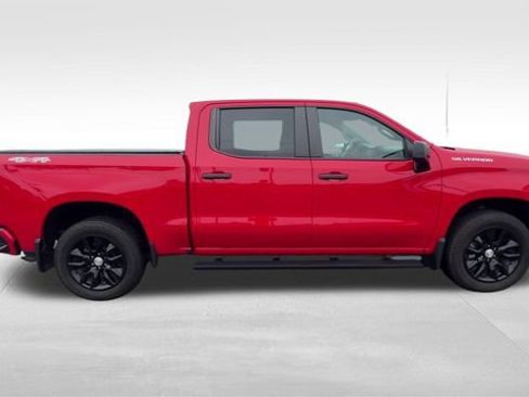 Certified 2023 Chevrolet Silverado 1500 Custom AWD/4WD image 8