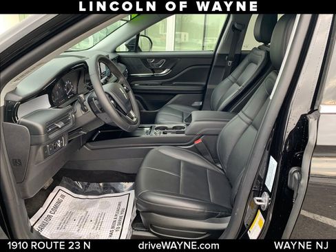 Certified 2022 Lincoln Corsair AWD w/ Equipment Group 101A image 11