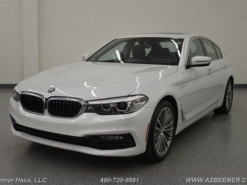 Used 2018 BMW 530e iPerformance image 2