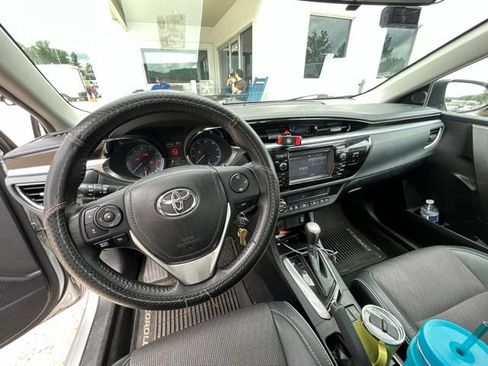 Used 2014 Toyota Corolla S FWD image 21