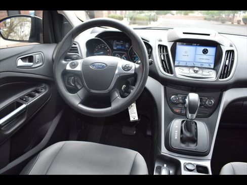 Used 2016 Ford Escape SE w/ Equipment Group 201A FWD image 28