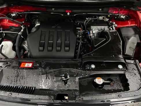 Used 2024 Mitsubishi Eclipse Cross SE image 12