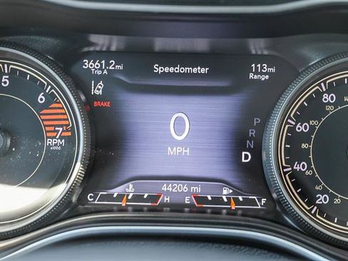 Used 2023 Jeep Cherokee Altitude Lux image 22