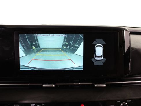 Used 2022 Kia Carnival EX FWD image 29