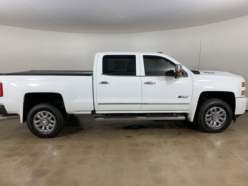 Used 2019 Chevrolet Silverado 3500 LTZ w/ Duramax Plus Package image 7