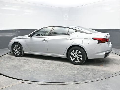 Used 2021 Nissan Altima 2.5 S image 4