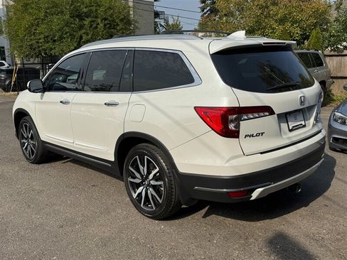 Used 2020 Honda Pilot Touring image 10